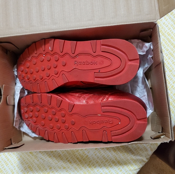 Red Reebok - Picture 3 of 3